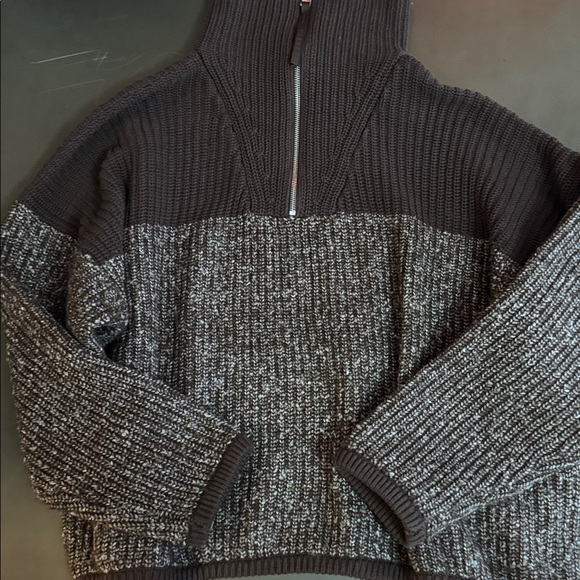 Varley Women’s Brown Half-Zip Rib & Marled Knit Sweater - Picture 4 of 7